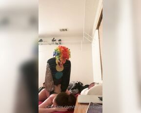 gibbytheclown_2020 08 26_778072412_Digging_all_in_victoriafox_guts_with_th Adult Webcams chat for free porn
