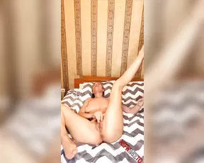 Daisy Shai pussy play on bed snapchat premium porn live sex