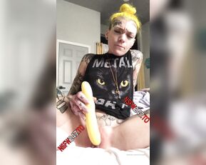 Sunny Hues casual vibrator masturbation porn live sex