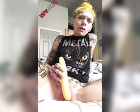 Sunny Hues casual vibrator masturbation porn live sex