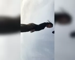 cyndal bts from last week doing underwater work at the beach Adult Webcams chat for free porn live sex