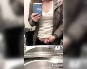 pennyspeni_ 07 11 2020 Jerking off on the Amtrak As I left the room where Adult Webcams chat for free porn