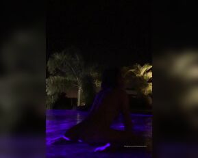 melisamendini having fun night swimming Adult Webcams chat for free porn live sex