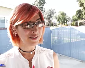 jacquieblu taking polls 4k natalie is going door-to-door taking a Adult Webcams chat for free porn live sex