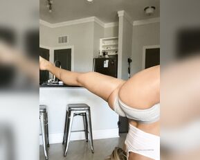 kendrasaba Handstand practice today wanna see the sexcams-24.com version Che Adult Webcams chat for free porn