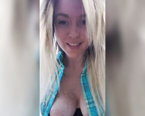 shesleah public squirt at car dealership Adult Webcams porn free girls