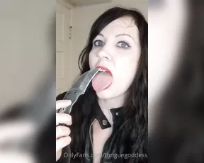 tonguegoddess Adult Webcams chat for free porn live sex