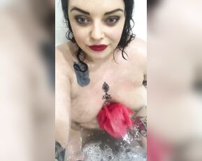 aimeebella 23 03 2021 can someone get my back please Adult Webcams chat for free porn