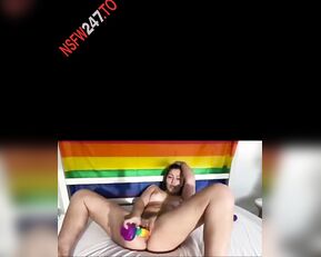 Dani Daniels playing on bed snapchat premium porn live sex