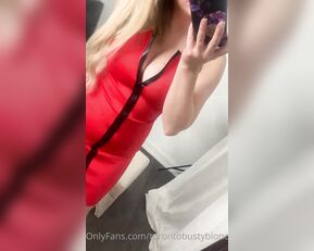 torontobustyblonde I love spring colours Adult Webcams chat for free porn