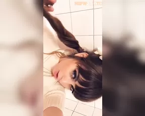 Like Whoa Models aka Riley Reid bathtub show snapchat premium porn live sex