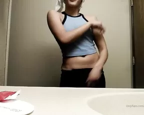channycrossfire jus a lil danceeee Adult Webcams chat for free porn live sex