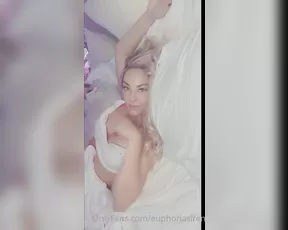 euphoriasiren POV I'm trying to get you into bed for snuggles b Adult Webcams chat for free porn