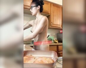 sofia silk fully naked cooking snapchat premium porn live sex