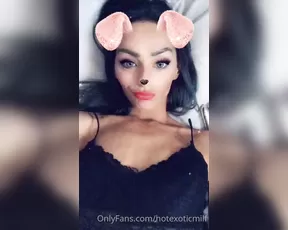 queenpinbooty I'm a Professional Dancer Even if you feel silly do Adult Webcams chat for free porn
