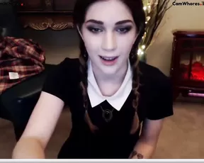 Rubbing her cunt during sex