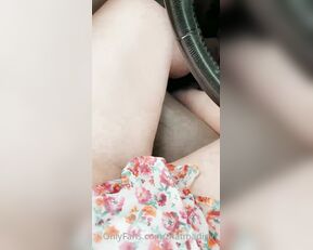 thatmadigirl Help me keep my dress up Adult Webcams chat for free porn