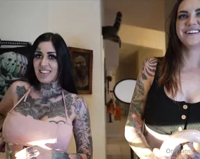 charlieclassic 07 03 2021 A brand new episode of PAWN STARS With janeydoexo Adult Webcams chat for free porn