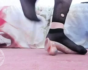 mistressinni do you think i will do this to your cock too. Adult Webcams chat for free porn live sex