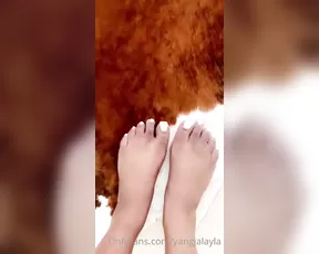 yangjalayla dm me if you have a foot fetish Adult Webcams chat for free porn live sex