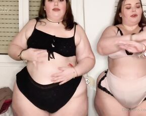 TwinMaison Chat For Free- Huge Mega Booty Twins