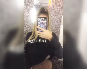 gemma mccourt -what better way to speed up a flight by going to the toilets-5e09795 Adult Webcams chat for free porn live sex