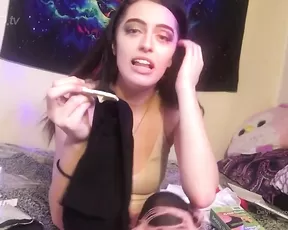 thatslutgigi opening_my_special_surprise_from_riley_reid_s_website.._also_showing_you_some_other_sexy_i chat for free Adult Webcams porn