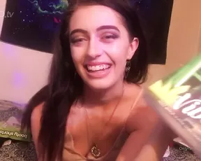 thatslutgigi opening_my_special_surprise_from_riley_reid_s_website.._also_showing_you_some_other_sexy_i chat for free Adult Webcams porn