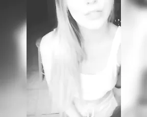 Chloe Scott sings beautifully premium free cam snapchat & manyvids porn live sex