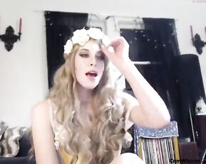 Audrey sexy teen blonde fun masturbate pussy webcam show