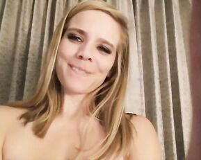 Candie Cane vegas hotel room carpet pee and cum | ManyVids Free Porn Live Sex
