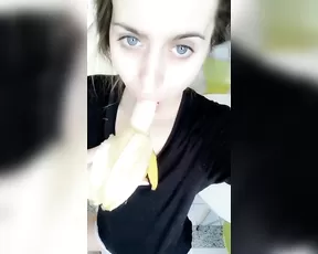 Jill Kassidy eats banana premium free cam snapchat & manyvids porn live sex