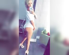 Pressley Carter twirls ass premium free cam snapchat & manyvids porn live sex