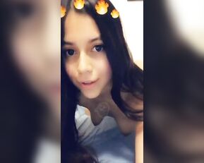 Into The Sexcams-24.Com naked teasing snapchat free