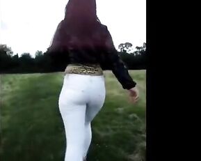 The Big Ass Girl candid white jeans - chat for free free porn