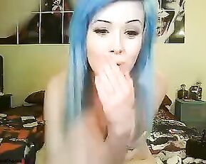 Riley_Quinn sweet naked girl teasing body webcam show