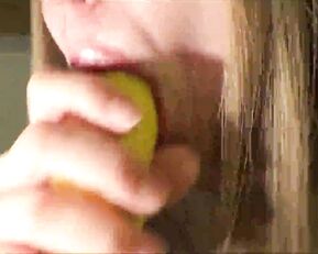 Peas & Pies ASMR deep throating a banana patreon leak ADULT WEBCAMS Premium Porn
