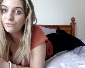 kitty_xs thought it was time i treated you to a full length clip.. chat for free Adult Webcams porn