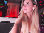 -wellcum- rides a vibrator and wants to cum