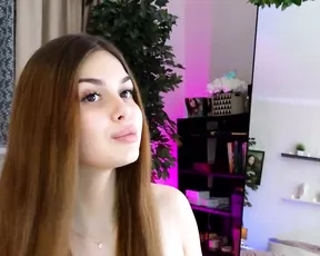 Angel076 beauty spanks her ass in the mirror