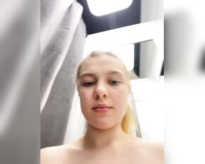 jucieLussie plump little cumshot from ohmibod in the toilet of the shopping center