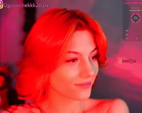 OgonEchEKKK Naked redhead teen posing erotically for the camera