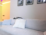 Cleof1re is a sexy babe who loves to please herself