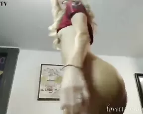 fingers and dildo play at home