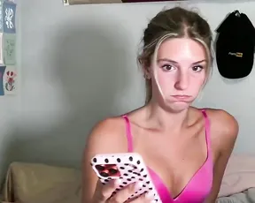 Check out the best cam girls online, live on cam & chat with strangers!