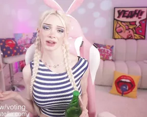 Bunnydollstella seduces you with her seductive live show on webcam