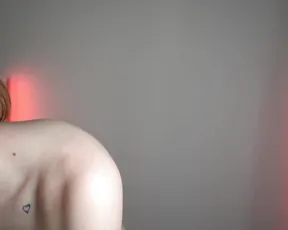 Enjoy the ultimate cam experience with Chloewildd's Big Boobs & Sensual Fit - Erotic Sensual Cam Girls Live on Cam