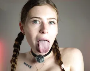 Watch chloewildd_bigboobs get down and dirty with her sensual desires on cam!