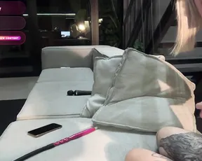 Watch Golden_alinee's Big Boobs Bounce While She Takes it in the Ass on Live Cam!