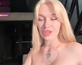 Watch golden_alinee's big boobs bounce while getting her tight ass drilled live on cam